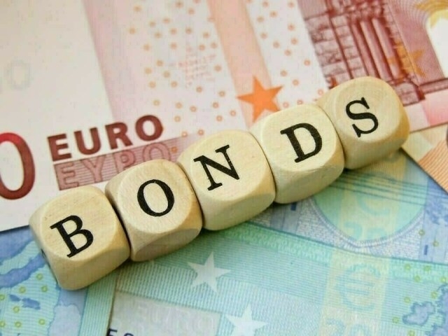 Euro zone yields edge up before Fed and BoE policy meetings
