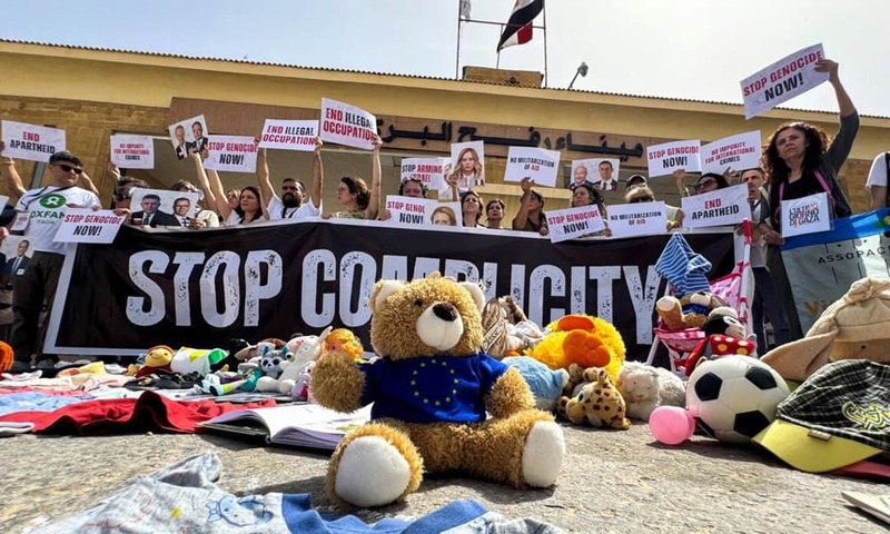 Italian MPs protest at Egypt's Gaza border against war
