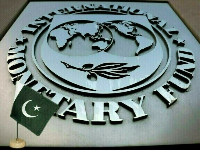 IMF lowers GDP growth forecast to 2.6% for Pakistan