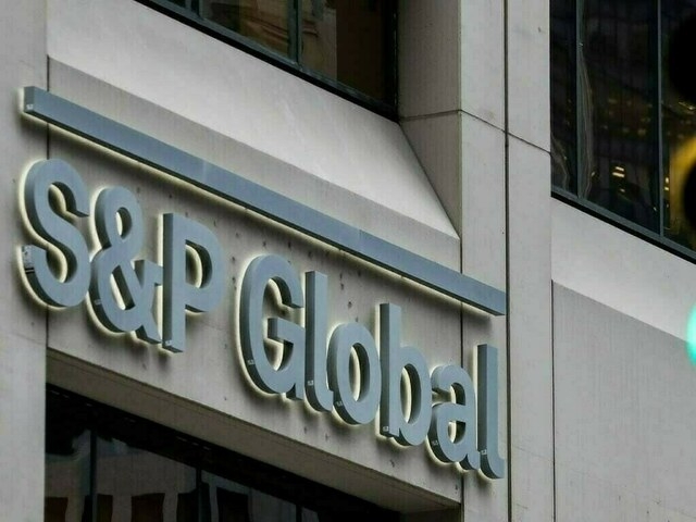 S&P 500 set to snap six-day winning streak