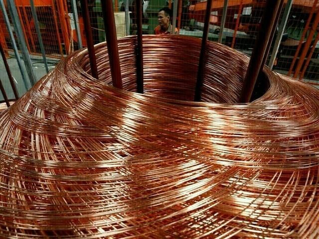 Copper drifts higher on worries about US debt