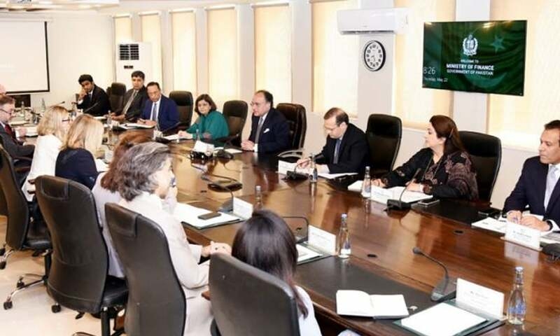 Pakistan discusses priority areas under CPF with World Bank team