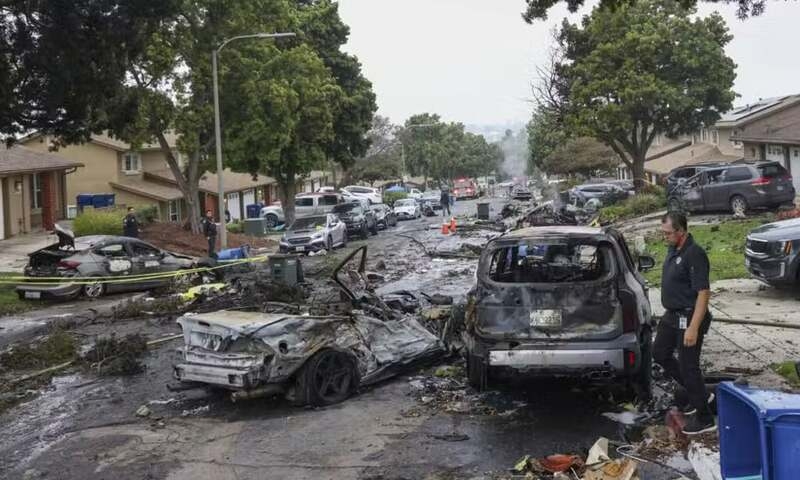 Several dead as plane crashes on California neighbourhood