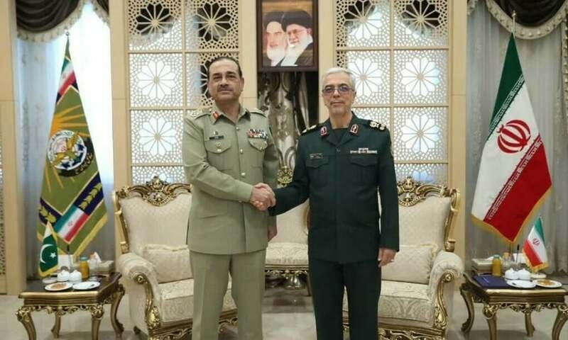 Field Marshal of Pakistan, Chief of Iran's armed forces discuss security