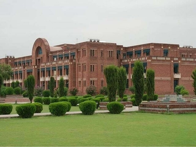 CCP holds awareness session on Competition Law for IIUI students
