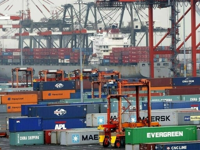 Trade barriers and cooling supply chains: Apparel sector warns of setbacks