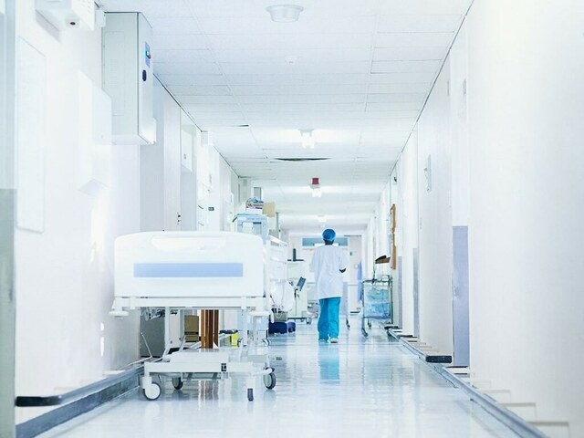 Robust mechanisms stressed to oversee private hospitals