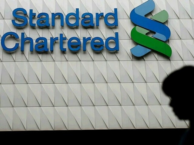 Standard Chartered, Emirates ink MoU