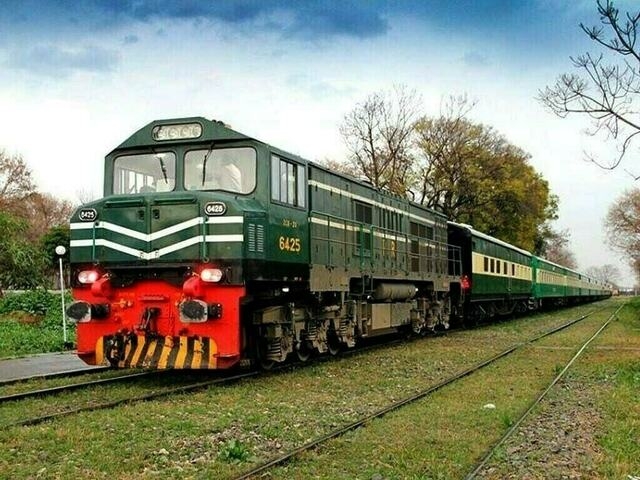 PM for framing strategy to expand rail links with C Asia
