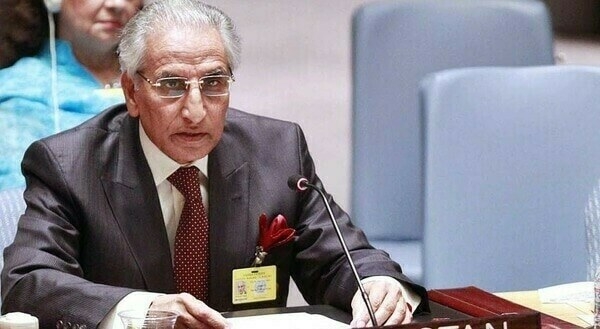 Pakistan, Russia take holistic stock of bilateral ties