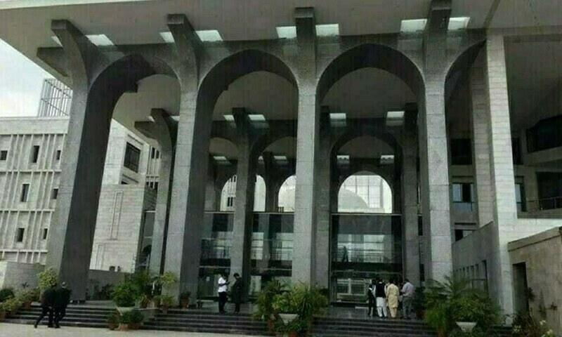 Sentence suspension in £190m case: IHC grants 7-day to NAB for appointing special prosecutor in IK, Bushra's pleas