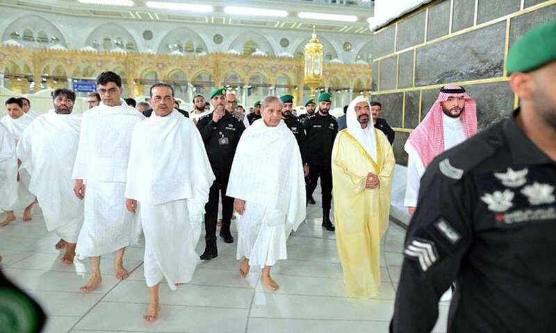 PM, Field Marshal perform Umrah