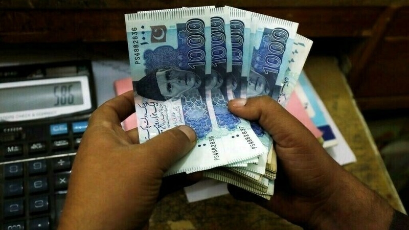 Austerity for minimum wagers