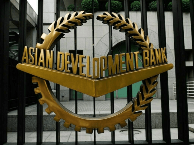 MoF signs 1bn loan facility backed by ADB guarantee