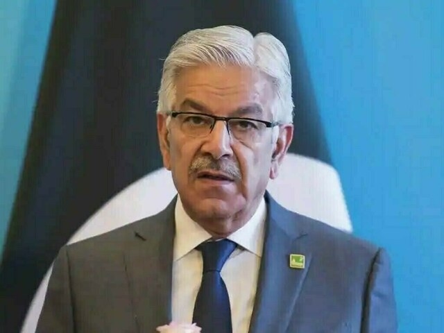 Asif calls for immediate ceasefire in Gaza