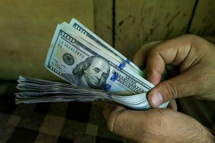 Sovereign default risk: Pakistan most improved economy: Bloomberg