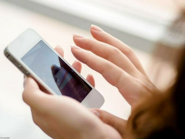 Mobile internet gender gap further reduced