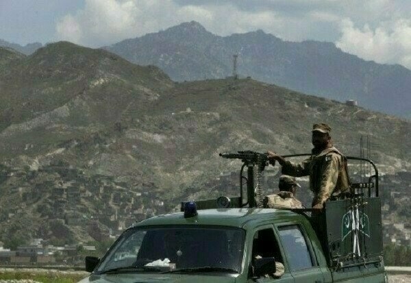 Major martyred, three terrorists killed in Awaran