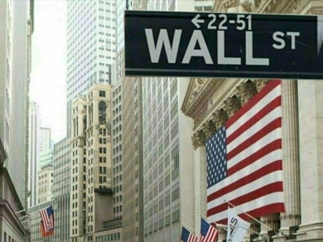 Wall St extends gains after report of US-EU nearing trade deal