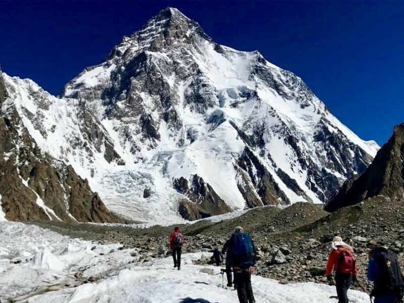 Chinese mountaineer dies while descending K2 summit