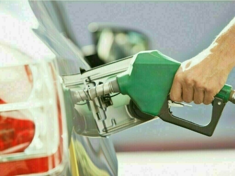Govt keeps petrol price unchanged, slashes diesel's by Rs12.84 per litre for next fortnight