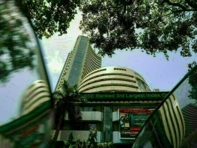 Indian blue-chips post fifth weekly loss as tariffs bite