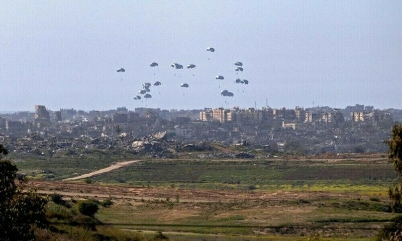 Spain air-drops 12 tonnes of food aid