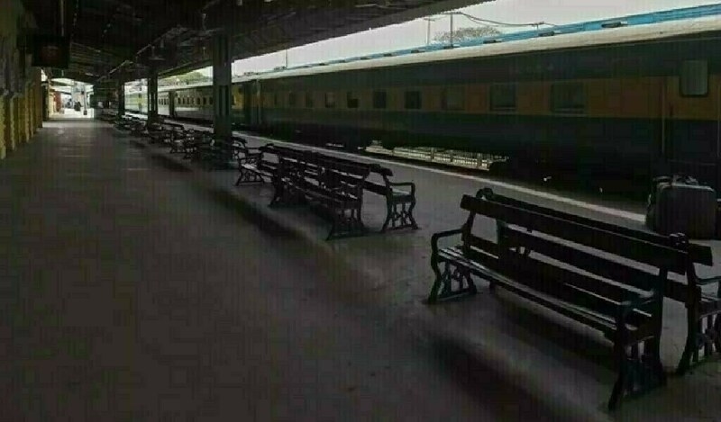 Balochistan train service suspended: IED explosion derails five Jaffar Express coaches
