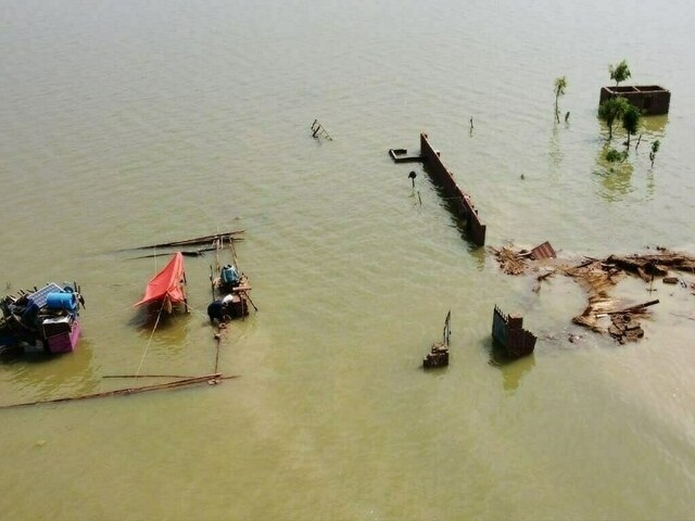 Scheduled disasters