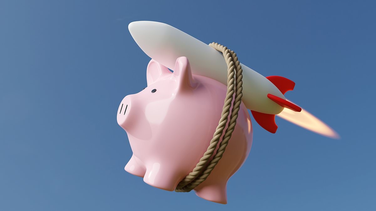 Sipp and Isa cashback offers: How to BOOST your savings early in the tax year