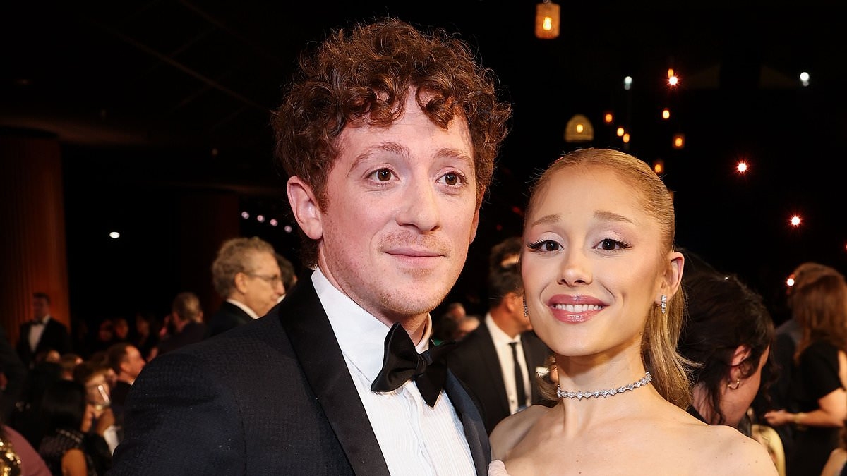 Ariana Grande's 'visits to Hampstead pub where she "threw away her reputation" with married Wicked co-star Ethan Slater' leaves it 'busier than ever' as fans descend on the boozer after she sang about