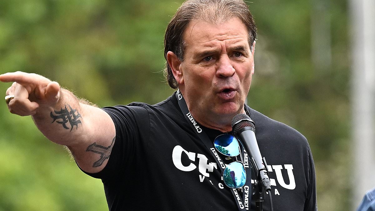 Former head of Australia's most controversial trade union is accused of trying to get the AFL to SACK one of the league's top officials