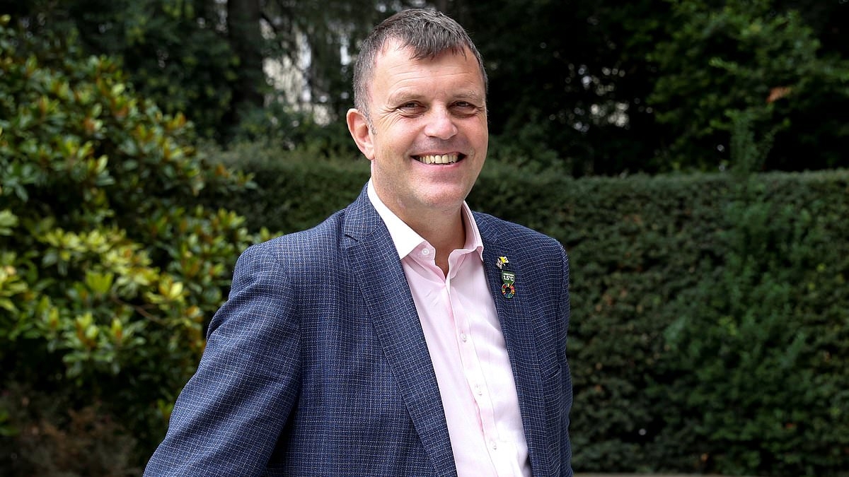 Ed Miliband adviser who backed levy on frequent fliers racked up 40,000 air miles in a year by travelling to 'environmental' conferences