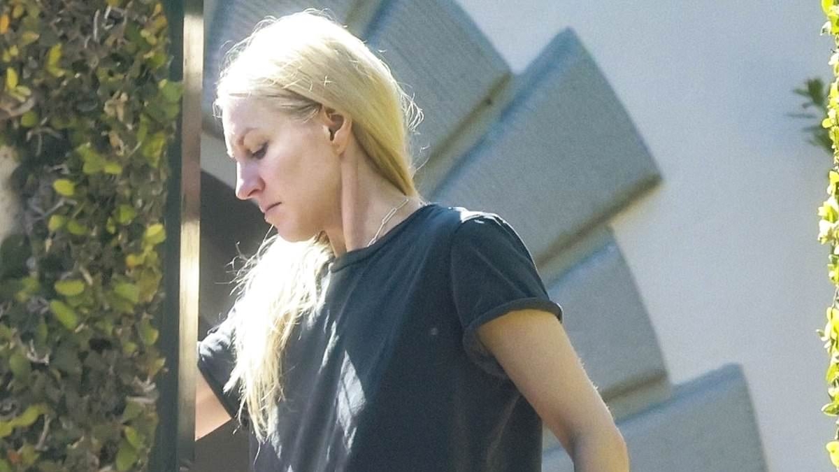 Kristen Stewart's wife Dylan Meyer flashes her ring picking up fast food after casual wedding