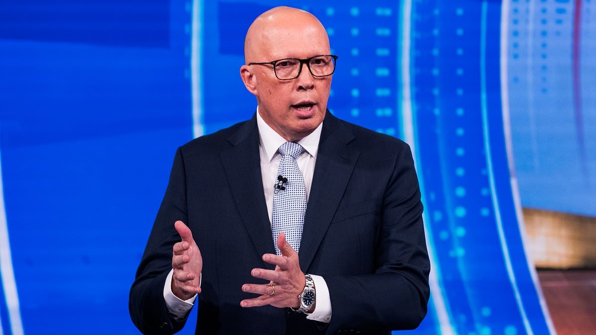Huge change to super that no Aussie wants as Peter Dutton is dealt a brutal blow to policy promise