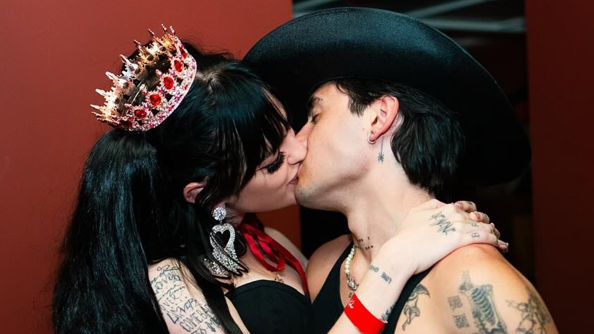Rupert Murdoch's 'wild child' granddaughter Charlotte Freud passionately kisses new boyfriend