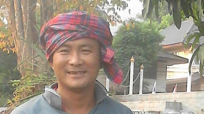 Wildlife ranger drowns trying to retrieve British tourist's phone after he dropped it into underground stream in Thailand