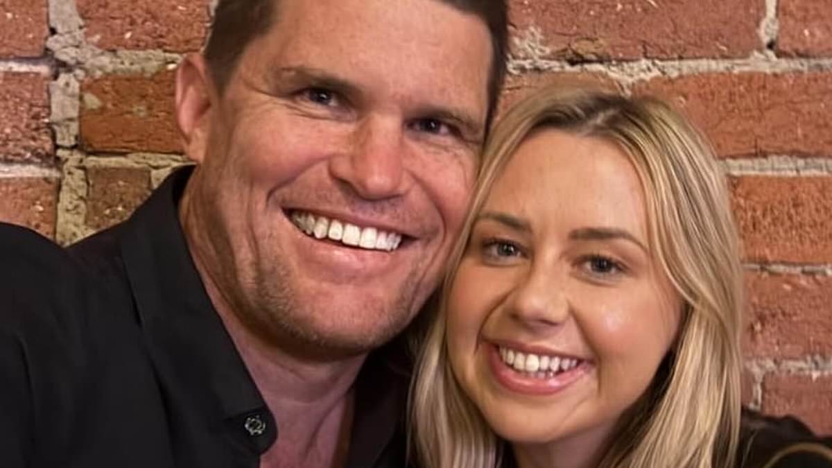 Australian Survivor winner splits from co-star and moves on with ANOTHER contestant from the reality series
