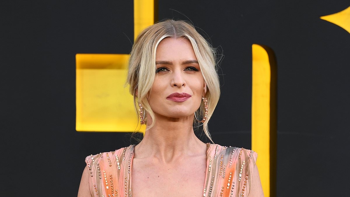 Strictly's Nadiya Bychkova suffers a wardrobe malfunction at the Thunderbolts* UK premiere