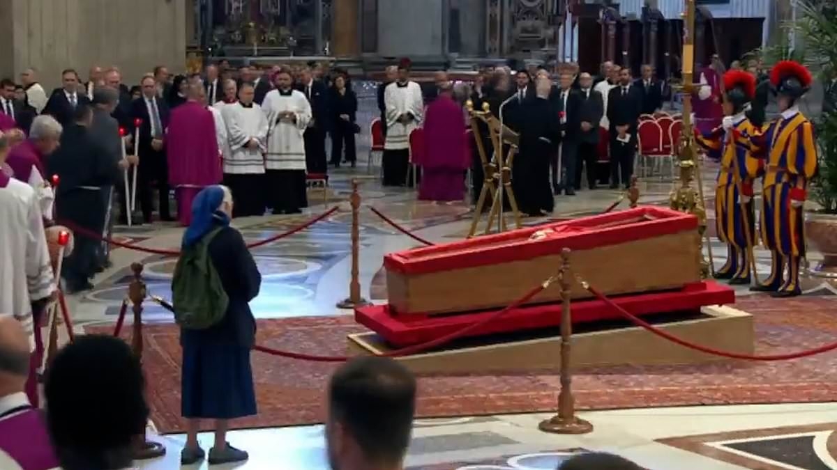 The most heartbreaking farewell: Moment crying nun who knew Pope Francis is allowed to break protocol and stand beside his coffin and silently pray for her old friend