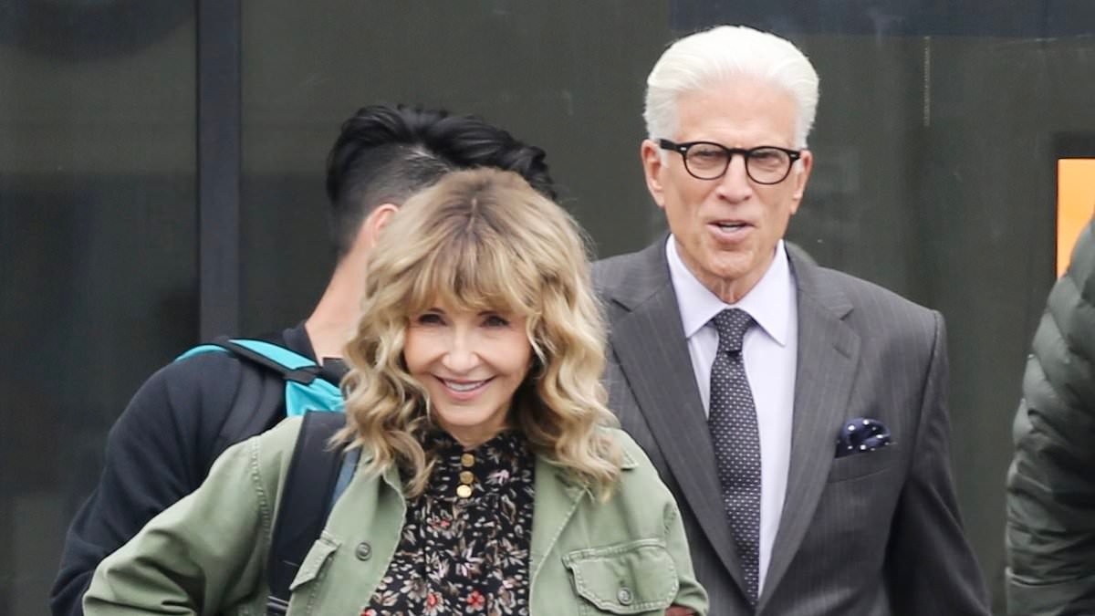 Netflix fans go wild as iconic Hollywood couple seen filming for first time on new season of hit show