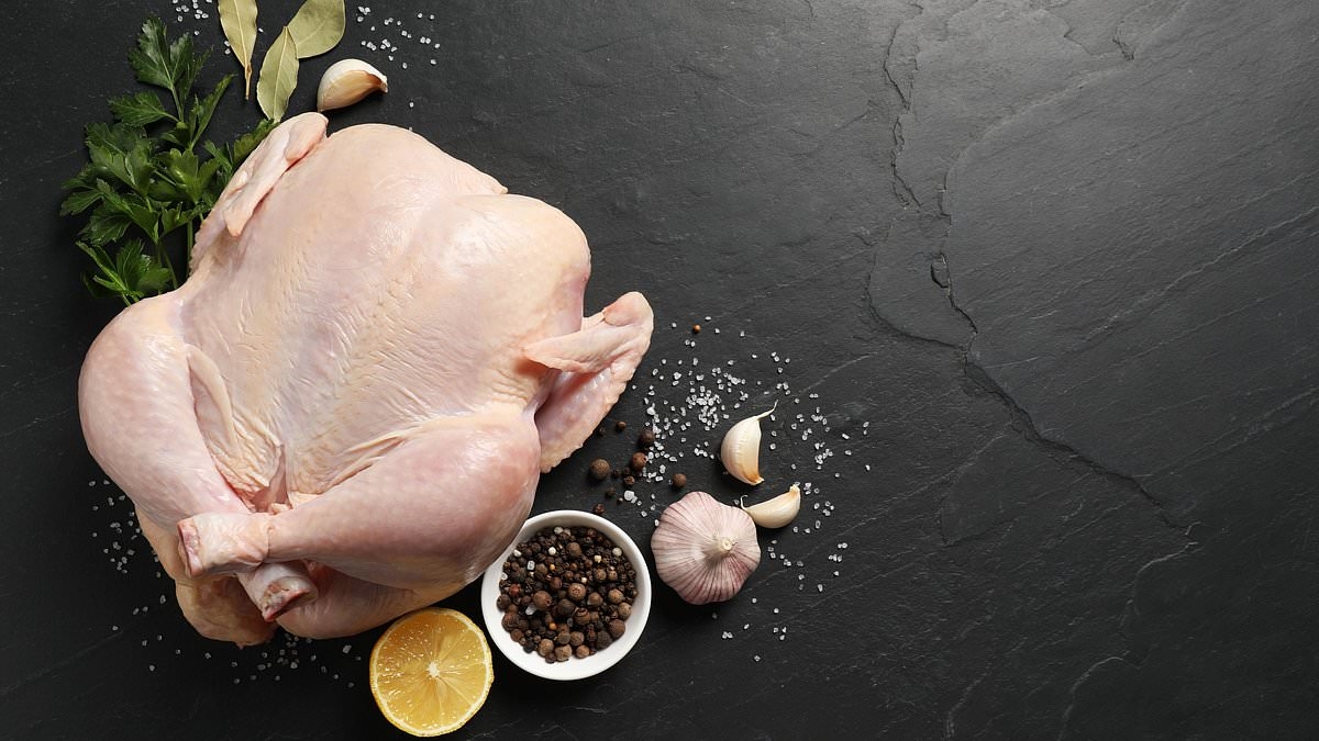 Eating chicken four times a week could double risk of cancer death, study finds