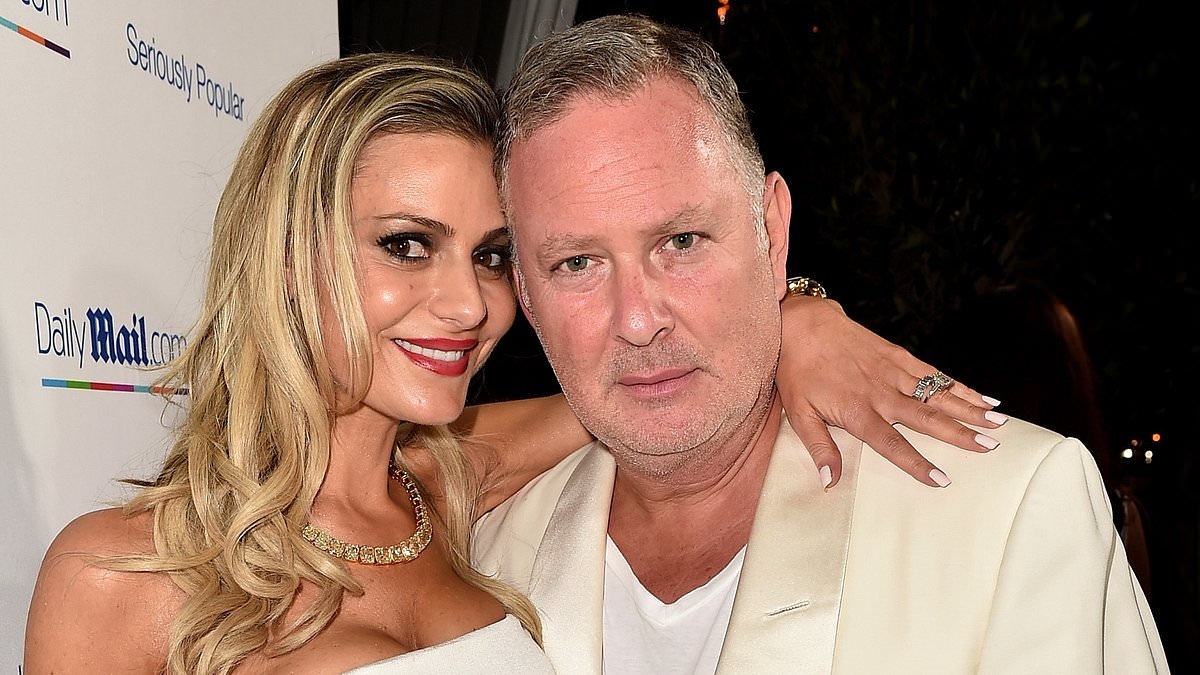 BREAKING NEWS RHOBH star Dorit Kemsley files for divorce from estranged husband PK after his clinch with Ryan Seacrest's ex