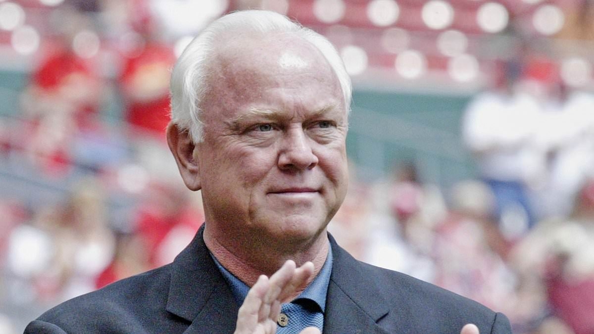 BREAKING NEWS World Series-winning general manager Walt Jocketty dies at the age of 74