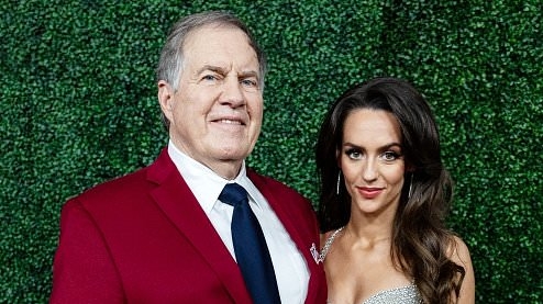 Jordon Hudson hijacks interview with age-gap boyfriend Bill Belichick - 'We're not talking about relationship'