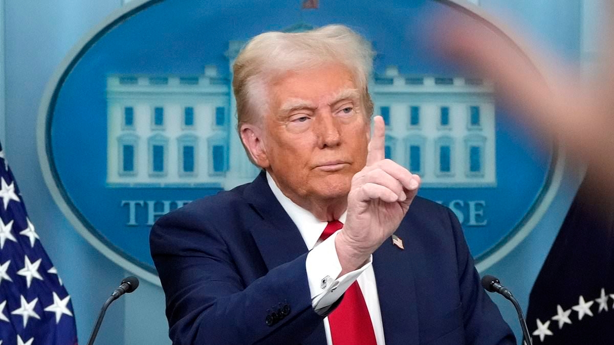 Trump's astonishing late night phone call to political reporters as they prepped 100 day post-mortem