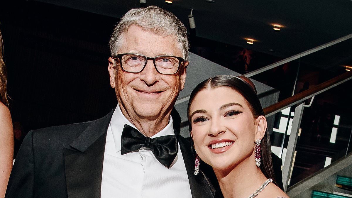Bill Gates reveals his 'worries' about nepo daughter Phoebe asking for money after cutting her inheritance