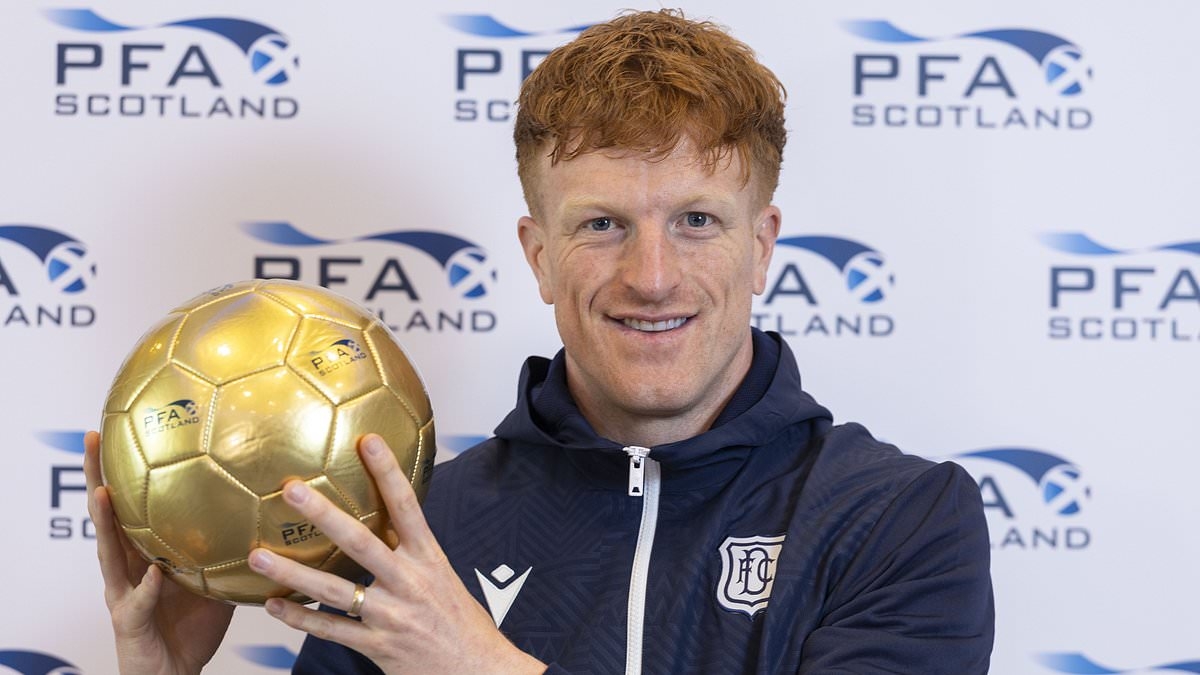 Why former plumber Murray's steady flow of goals could see him spring to player prize and international honours