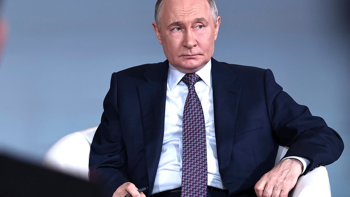 US threatens 'bone-crushing' sanctions on Russia including 500% oil tariff plan if Putin shuns Ukraine peace talks