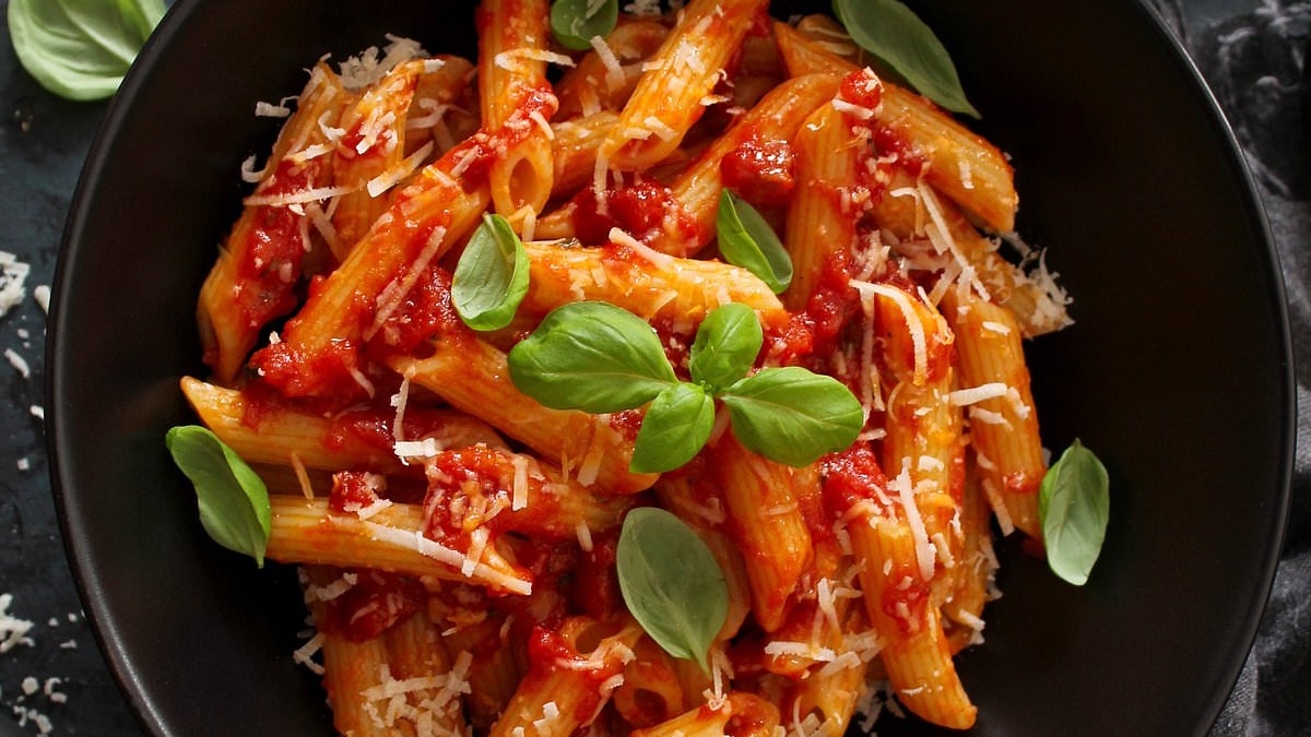 Urgent do not eat warning issued as popular pasta sauce found to contain shards of glass